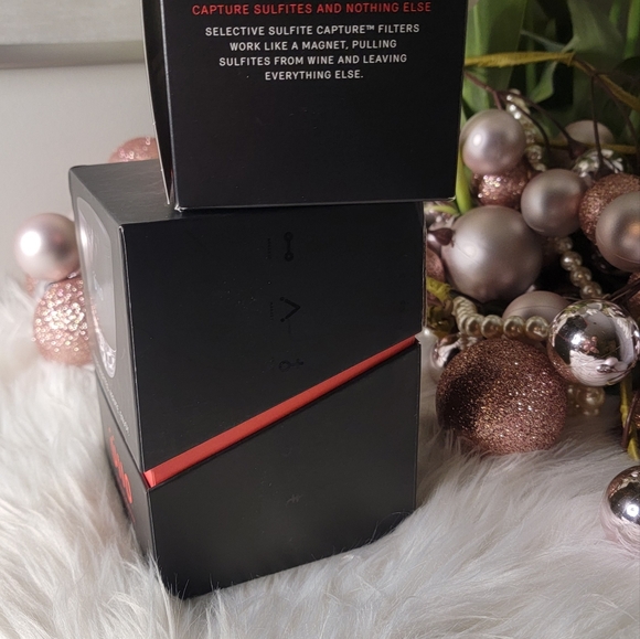 Bundle of 3Ullo Wine Purifier  Ullo Full Bottle Replacement Filter and Crate&Bar - Picture 4 of 13